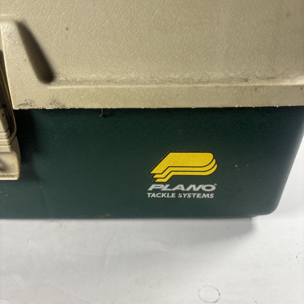 PLANO 3 TRAY FISHING TACKLE BOX - Picture 3 of 8
